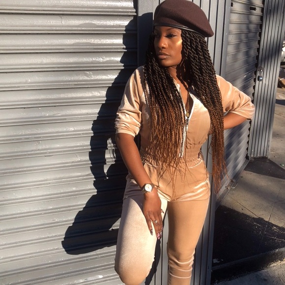 2 piece jogger set - Picture 2 of 2